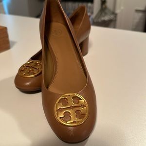 Tory Burch light brown heels